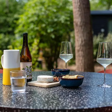 Dom wakacyjny Ted Tiny House Nunspeet